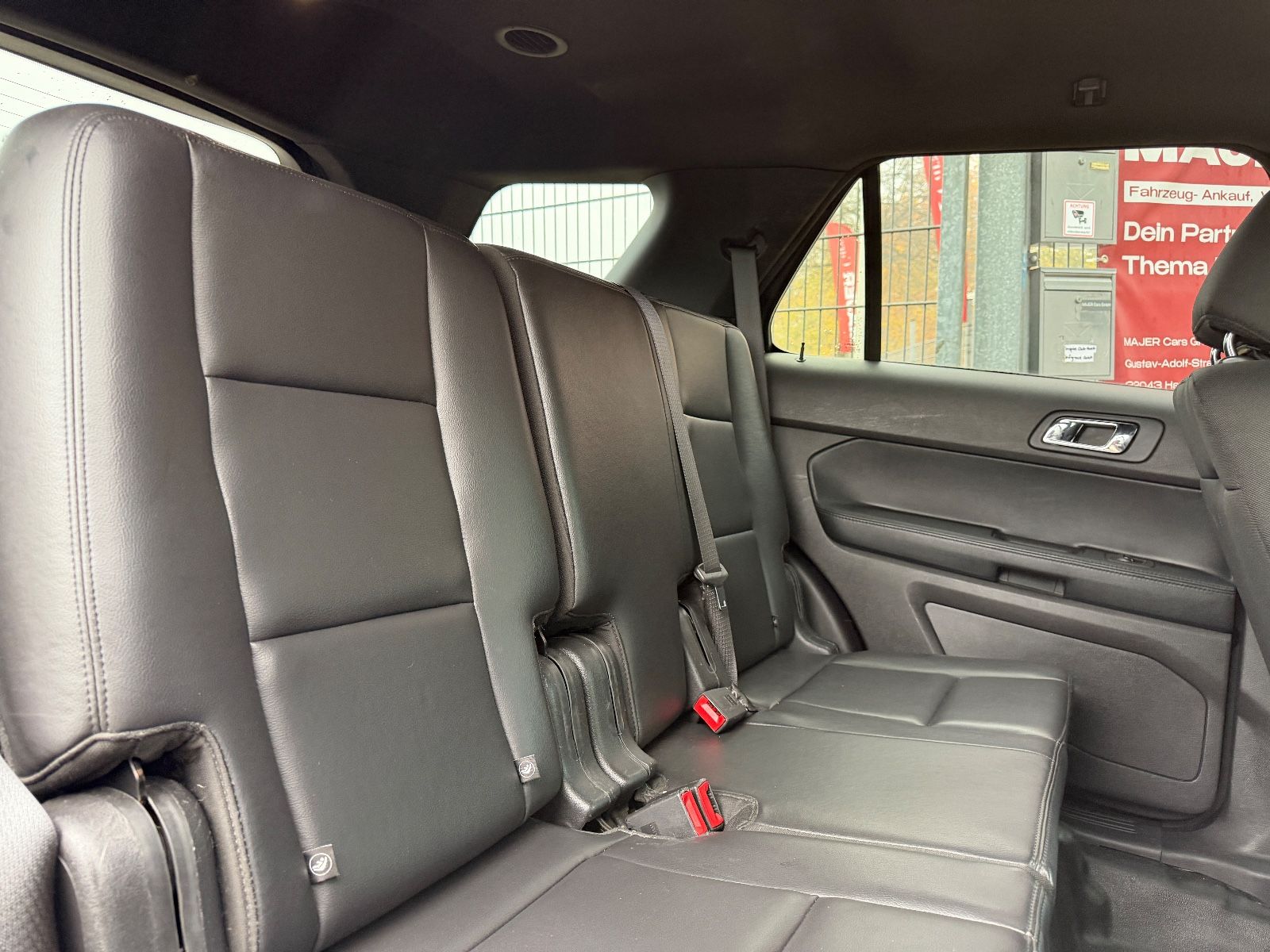 Fahrzeugabbildung Ford Police Interceptor 4x4 AUTOMATIK