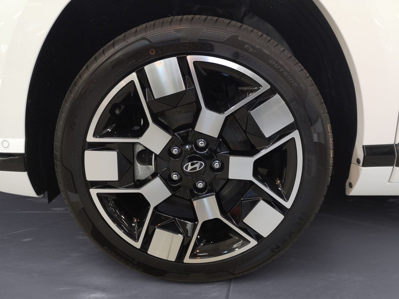 Hyundai KONA - Bild 11