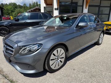 Mercedes E 220 - 3