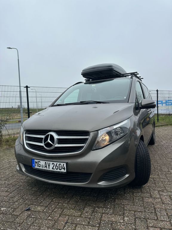 Image of Mercedes-Benz V 250
