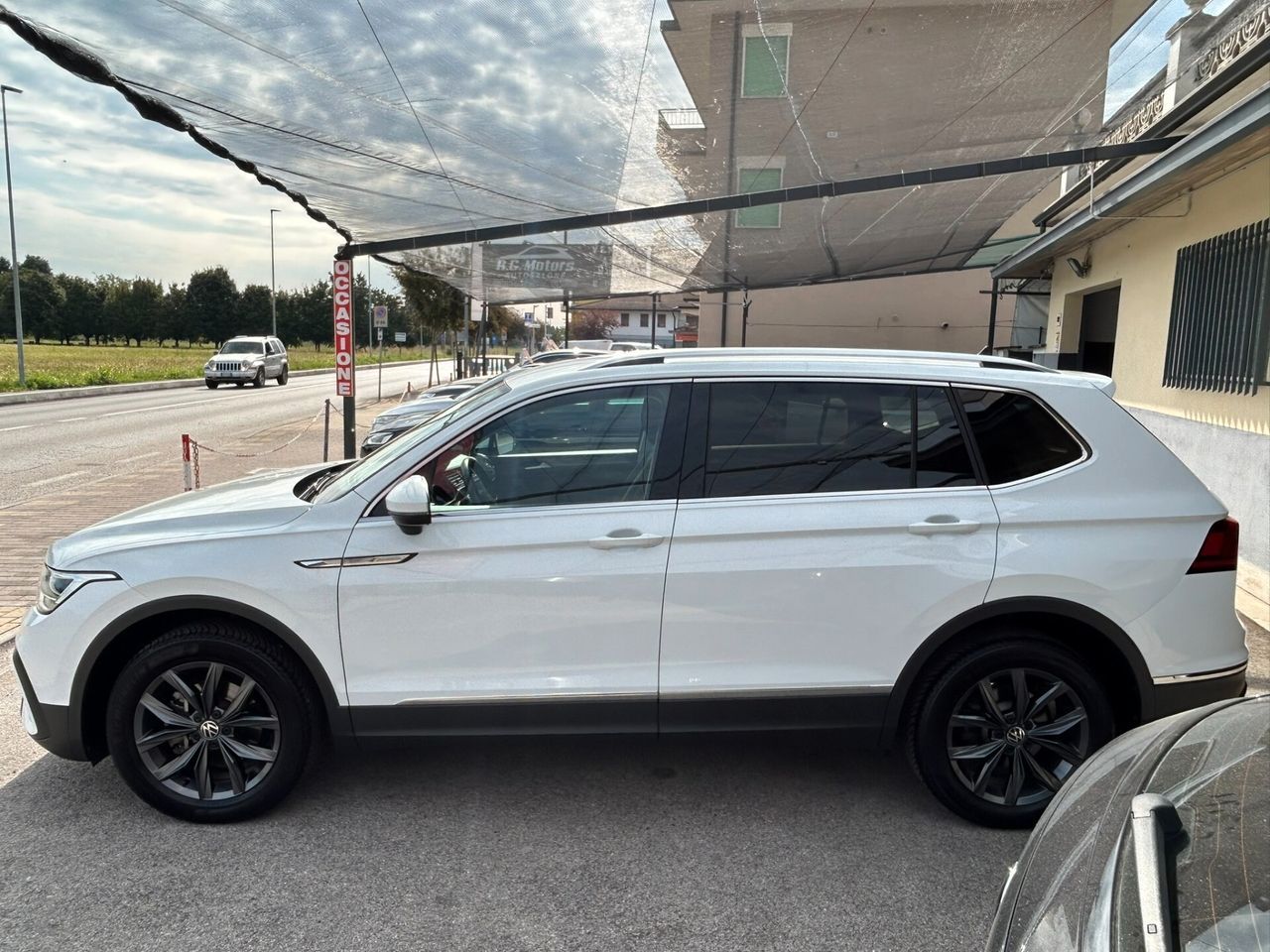 Other Volkswagen Tiguan Allspace 2.0 TDI 150CV DSG - 7 imagem 2