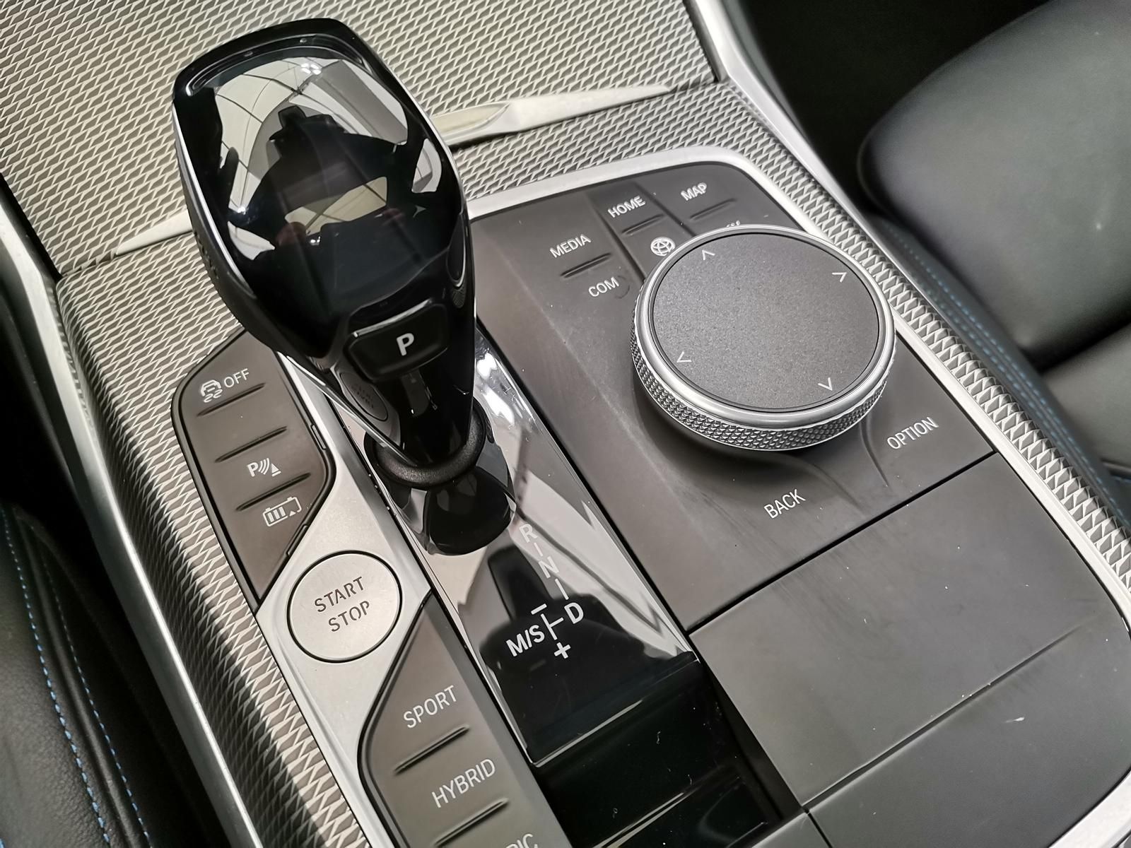 BMW 330 e Touring M Sport Pano|HuD|Laser|ACC|Navi foto 14