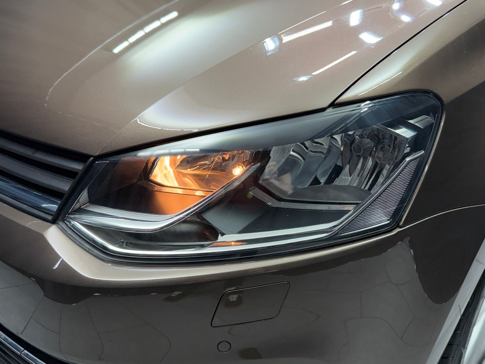 Fahrzeugabbildung Volkswagen Polo V Highline BMT/Start-Stopp|KLIMA|PDC|1-HD