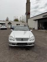 Mercedes-Benz 230 - Mercedes-Benz 230 aus 2002