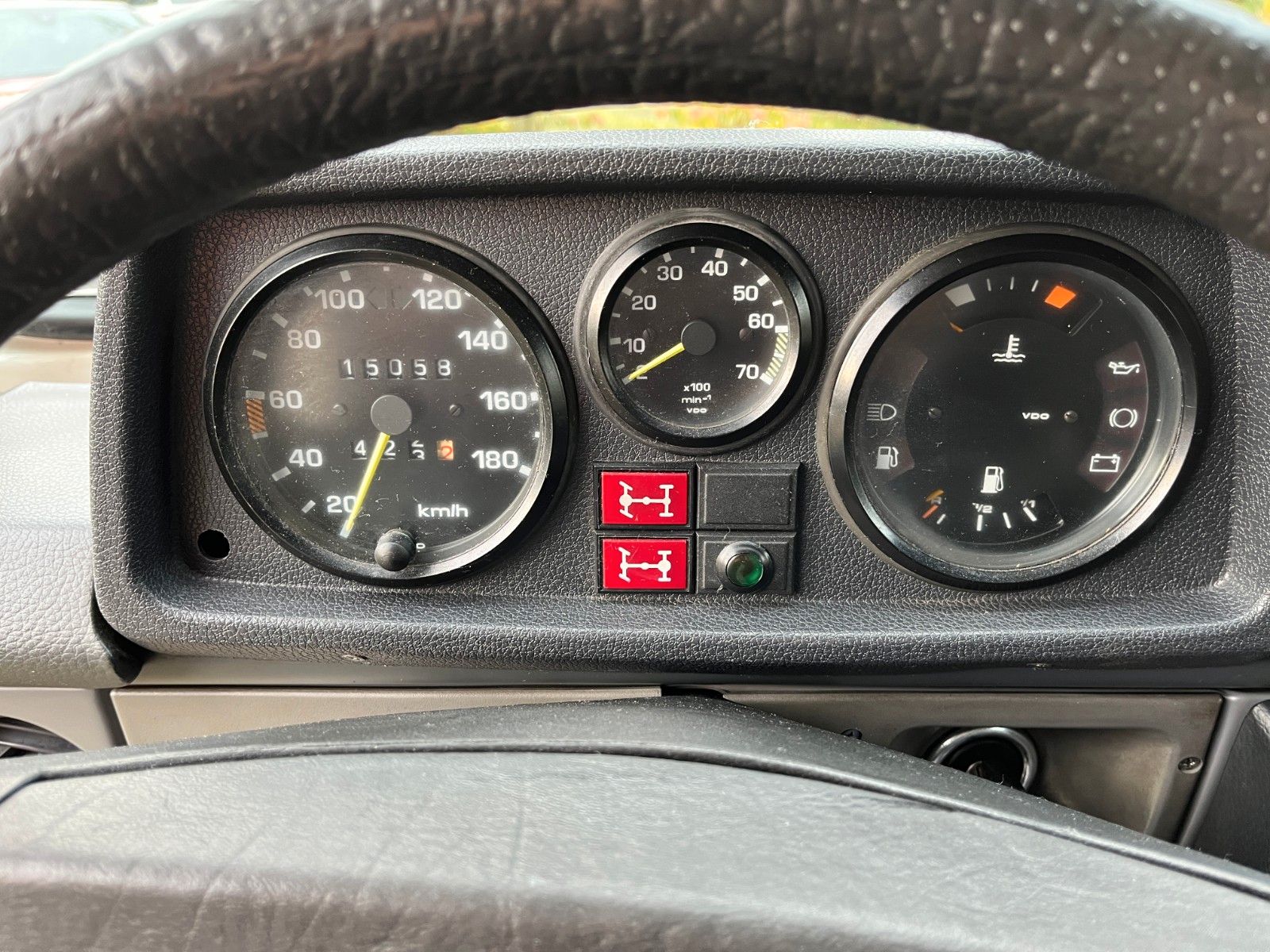 Fahrzeugabbildung Mercedes-Benz 200 GE