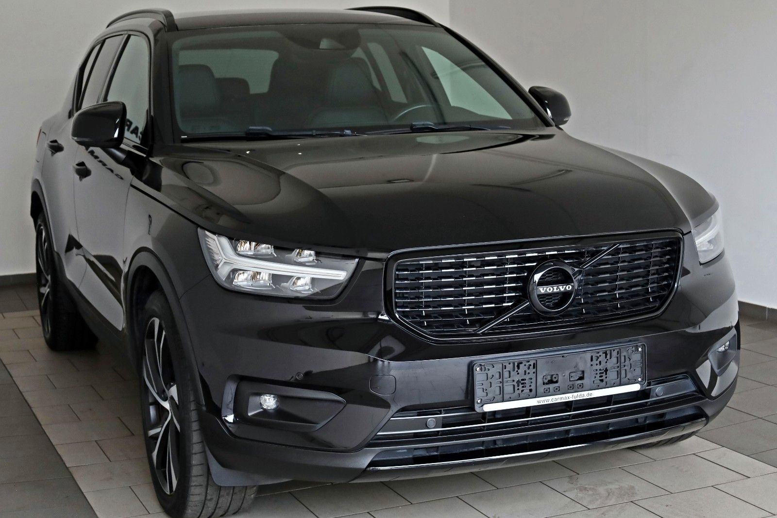 Fahrzeugabbildung Volvo XC40 T5 R Design Recharge Leder,Navi,LED,Kamera