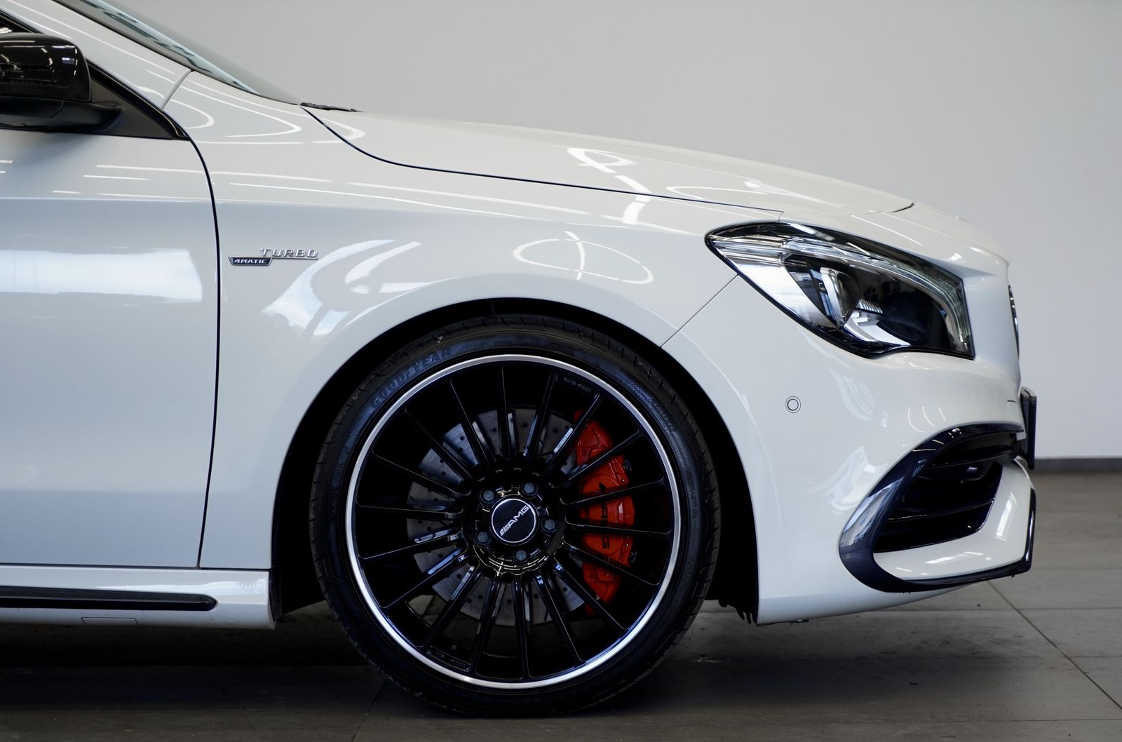 Mercedes Benz Cla 45 Amg Shooting Brake