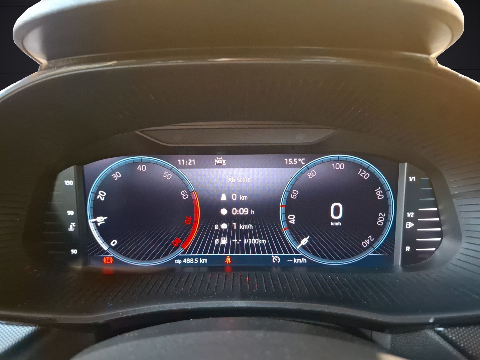 Fahrzeugabbildung SKODA Fabia TSI Ambition LED APP AID GRA SHZ LM