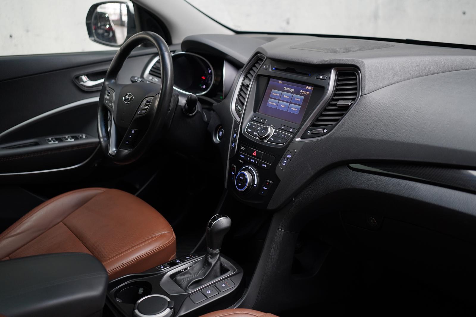 Hyundai SANTA FE Premium 4WD 2.2 CRDi