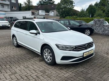 Volkswagen Passat Variant - 1