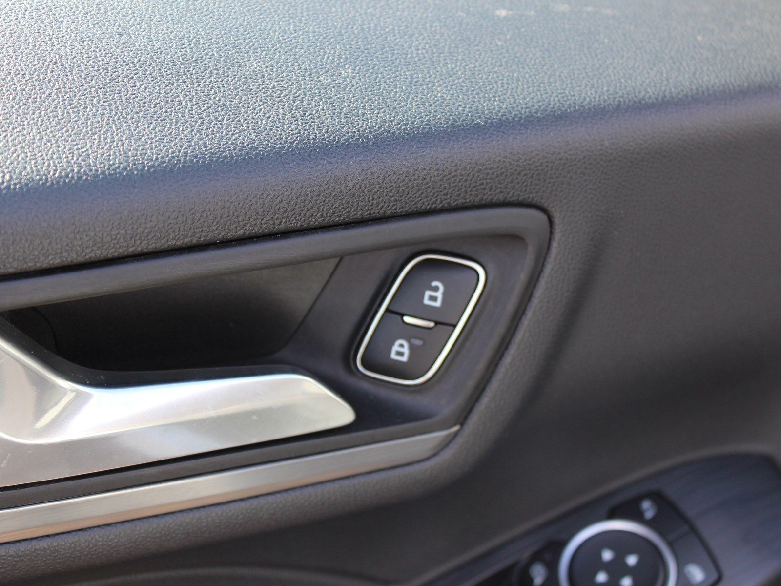 Fahrzeugabbildung Ford Kuga Plug-In Hybrid Titanium 2,5 Duratec