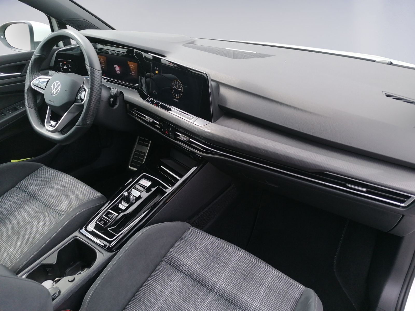 Golf VIII GTD DSG PANO+KAMERA+AHK