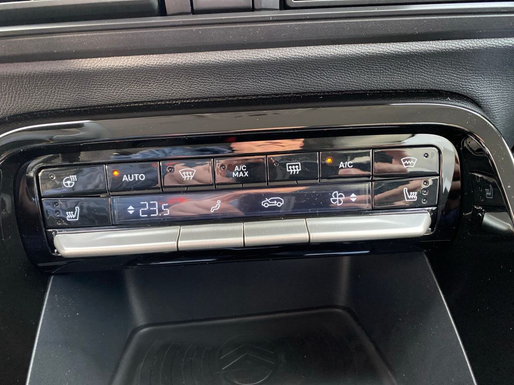 Fahrzeugabbildung Citroën C3 Turbo 100 MAX *Winter-Paket*