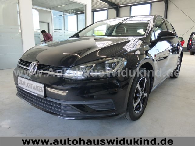 Volkswagen Golf VII Lim. Trendline BMT/Start-Stopp 5 türig