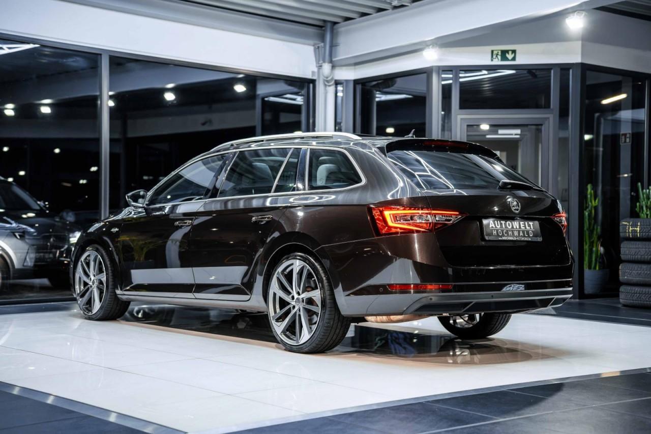 Skoda Superb Combi L&K 2.0 TDI 190 ch DSG 4x4 / Toit panoramique / Canton / Sièges ventilés / Chauffage auxiliaire