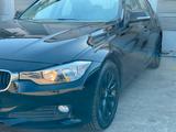 BMW 320 d Aut 3er F30 Limousine schwarz2 Schiebedach - BMW 3er Reihe: E30