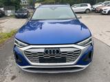 Audi SQ8 Sportback e-tron quattro Panorama - Audi Unfallwagen