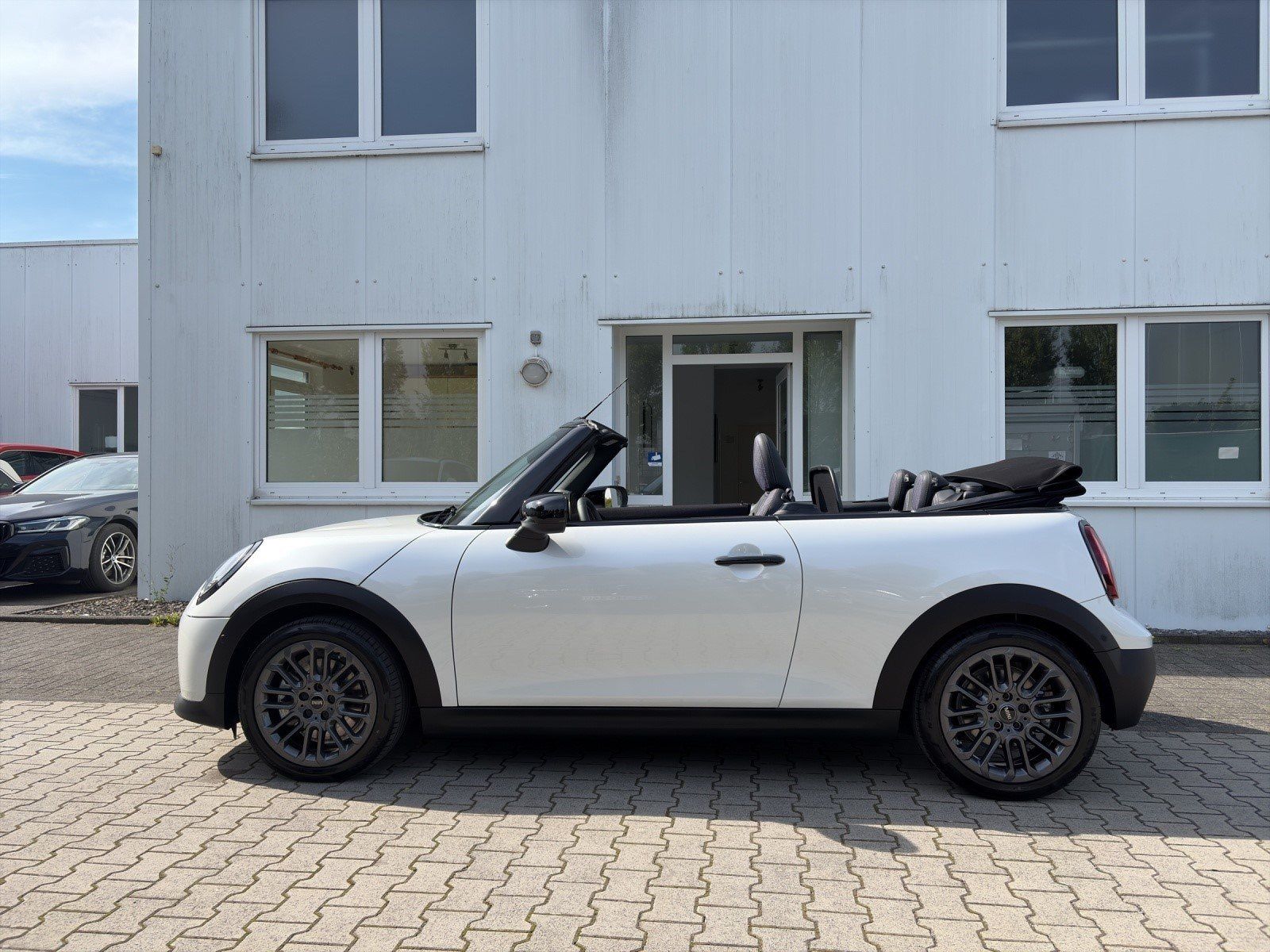 MINI Cooper Cabrio - Bild 9