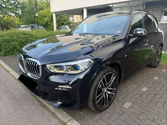 BMW X5 xDrive30d -M-Paket-Panorama-AHK-Laserlicht-22