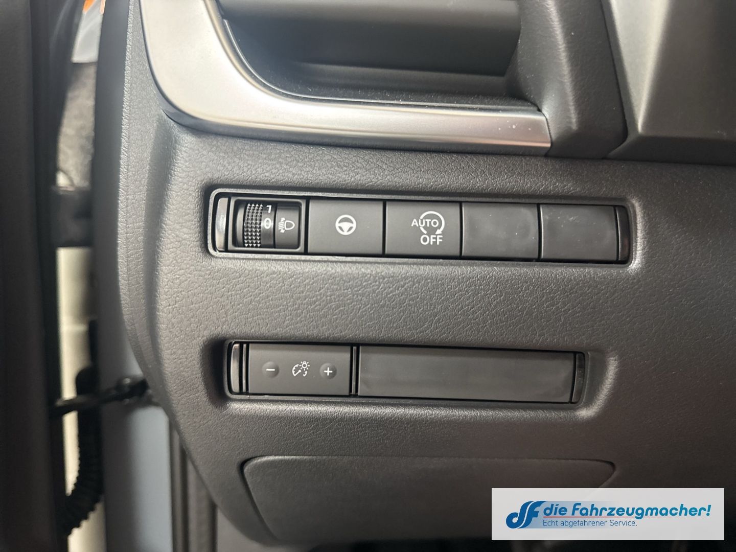 Fahrzeugabbildung Nissan Qashqai N-Connecta Navi 360 Kamera LED Apple Car