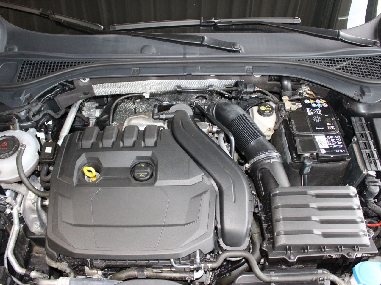 Fahrzeugabbildung SKODA Superb Combi 1.5 TSI ACT Ambition ACC/Navi/PDC