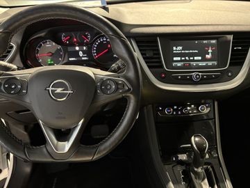 Fotografie 9 des Opel Grandland (X) Grandland X 2.0 D Start/Stop Automatik AHK
