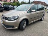 Volkswagen Touran Trendline 7 sitzer Sitzheizung - mit Benzin-Antrieb: Beige, Kombi, mit Klimaautomatik