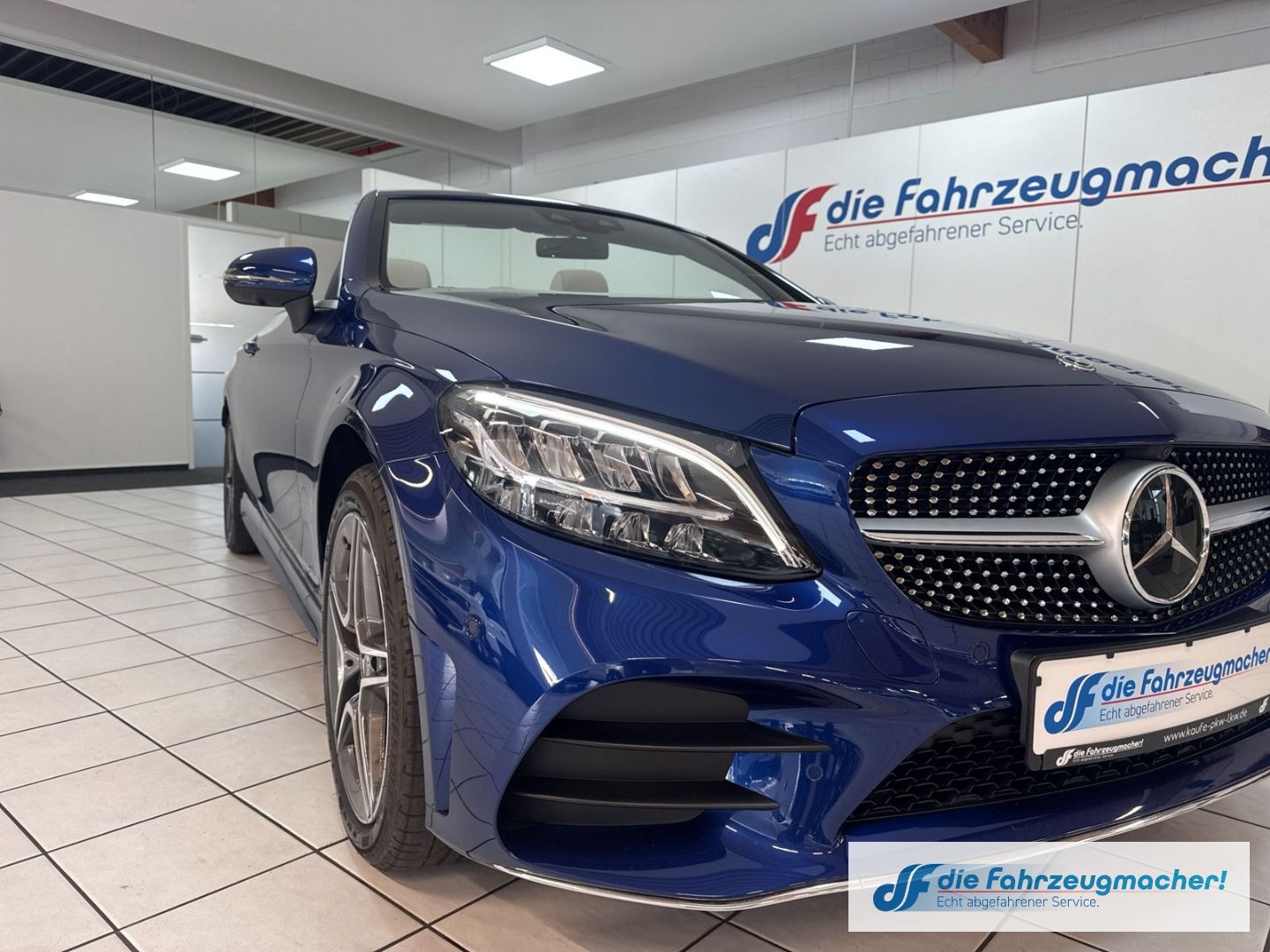 Fahrzeugabbildung Mercedes-Benz C 200 Cabrio 4Matic Sportpaket AMG LED Leder Mem