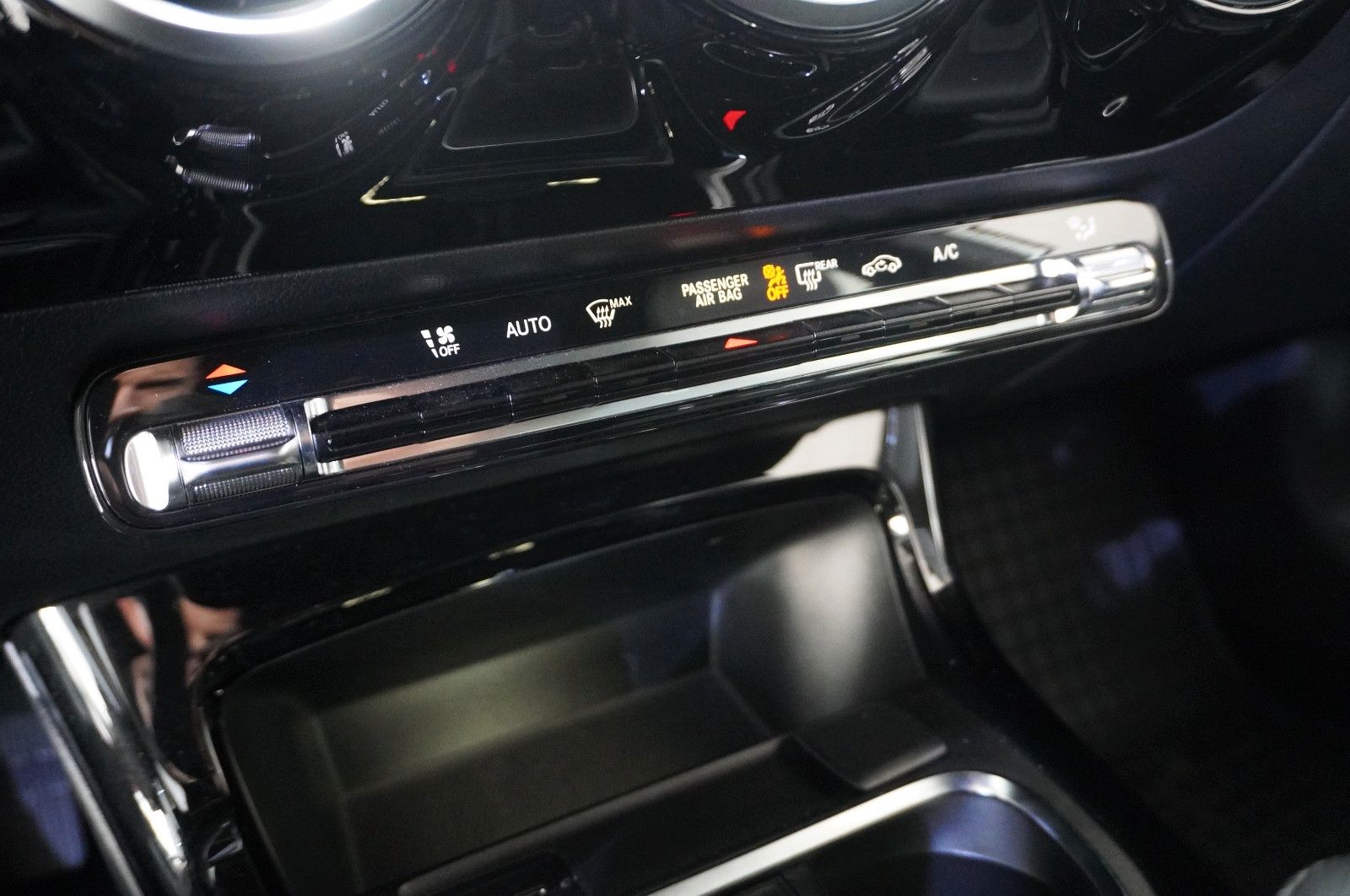 Fahrzeugabbildung Mercedes-Benz A 180 LIM. PROGRESSIVE NAVI/LED/VIRTU./SHZ/PDC