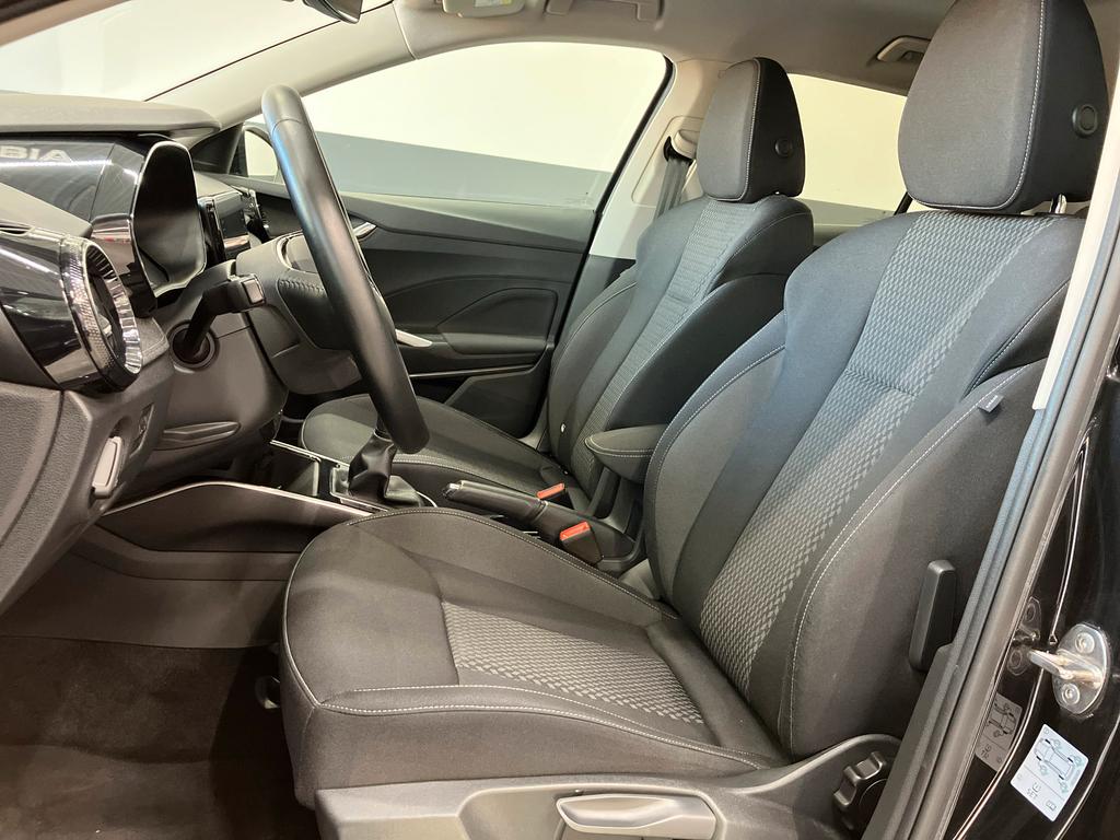 Skoda Fabia 2022 г. Чёрный, пробег 32700 км