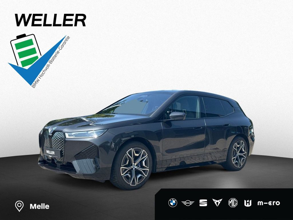 BMW iX