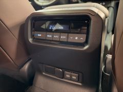 Toyota Land Cruiser 2,8 D-4D 151 kW AWD AHK – Bild 13