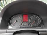 Volkswagen Touran 2.0 TDI Highline, Grau Metallic - mit Diesel-Antrieb: Grau, Metallic