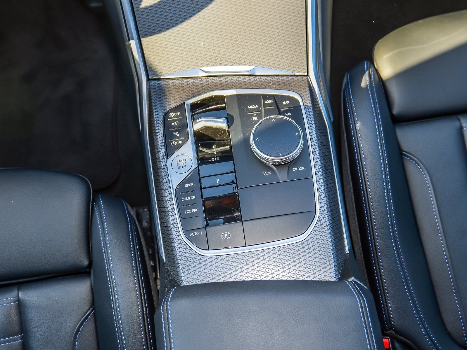 BMW 330 - Bild 17