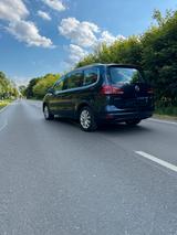 Volkswagen Sharan 2.0 TDI 4MOT. AUT. STANDH. PAN. NAV. AHK - VW Sharan Gebrauchtwagen in Berlin