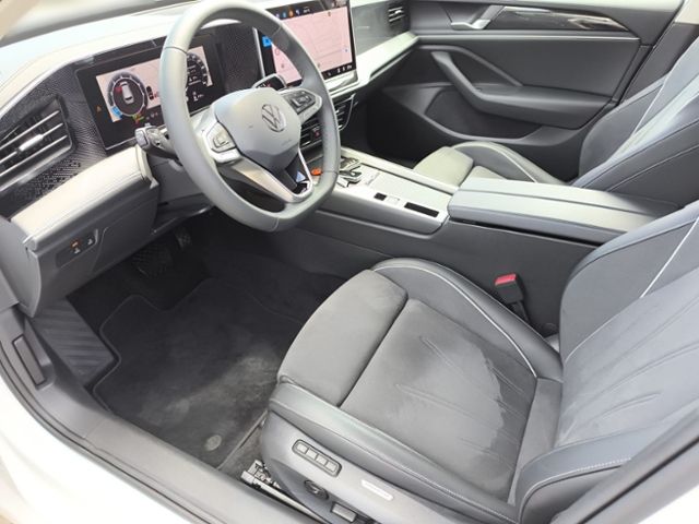 Fahrzeugabbildung Volkswagen Passat Variant 1.5 eTSI DSG Business LED ACC NAV