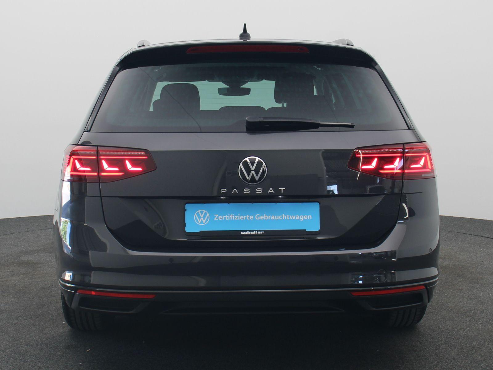 Volkswagen Passat Variant Business 2.0TDI DSG/ Pano, Matrix