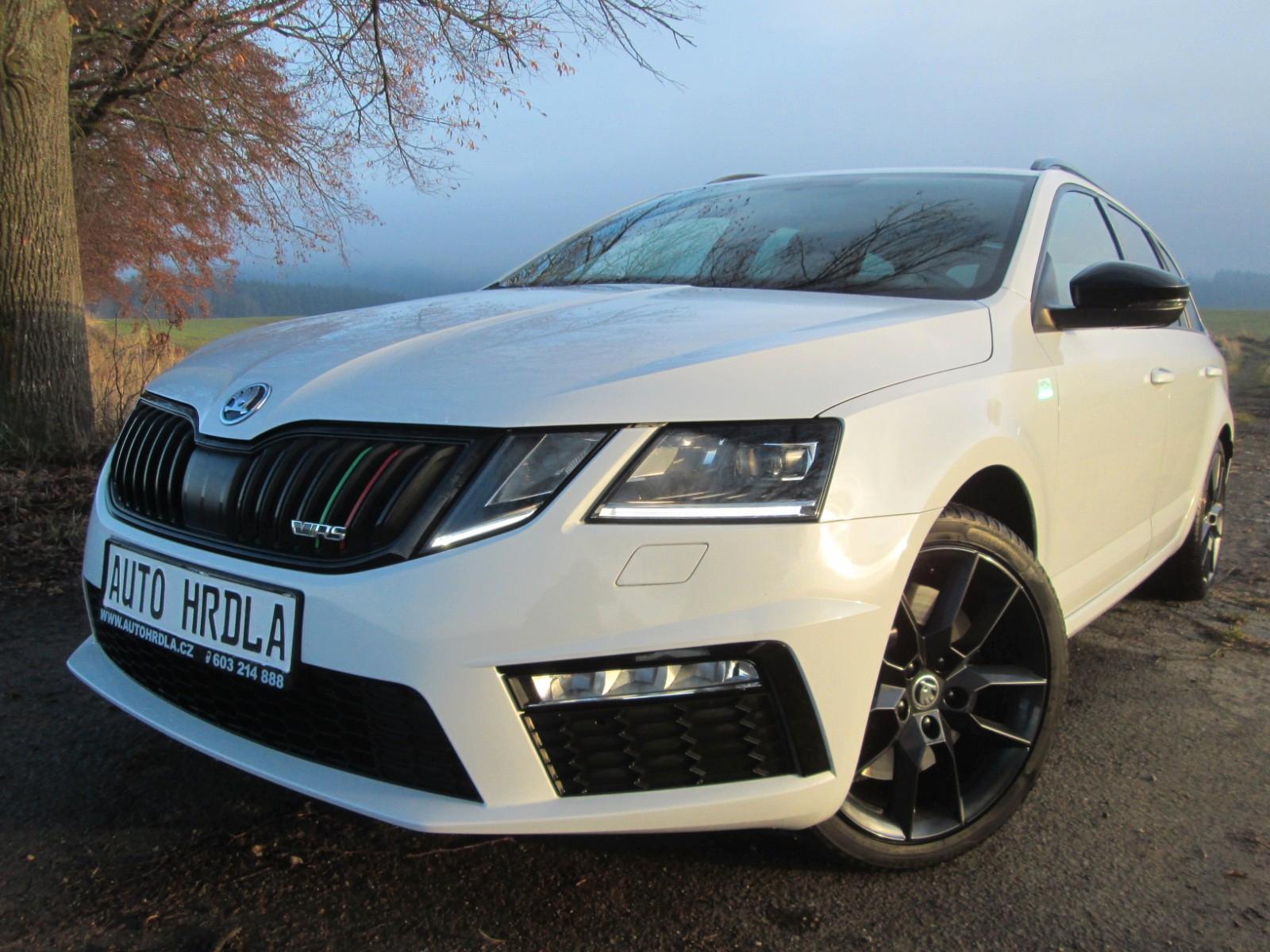 Skoda Octavia Combi RS 230 Columbus Manual Moon-Weiss