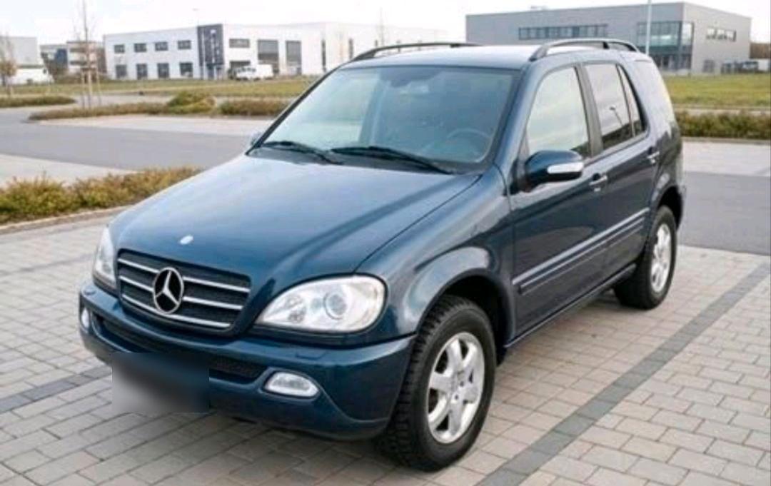Mercedes-Benz ML 400