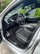 BMW X5 xDrive40d  - silberne BMW X5
