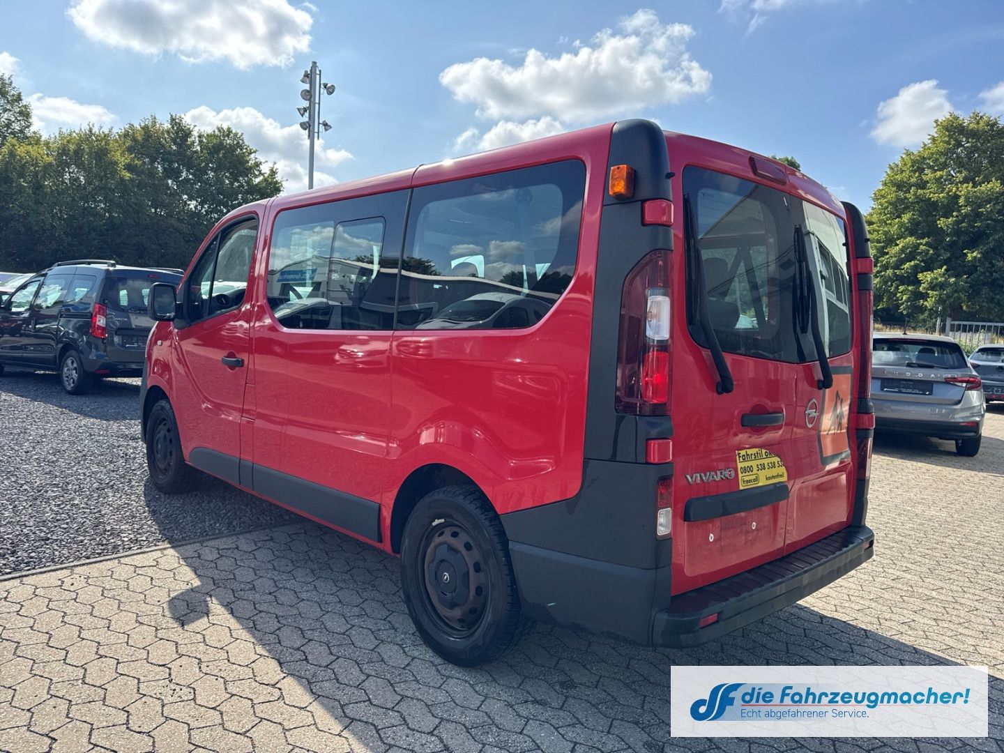Fahrzeugabbildung Opel Vivaro B Kasten Combi L1H1 2,7t *2198