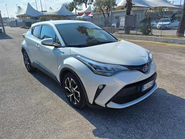 Toyota TOYOTA C-HR (2016-2023) 1.8 Hybrid E-CVT Trend