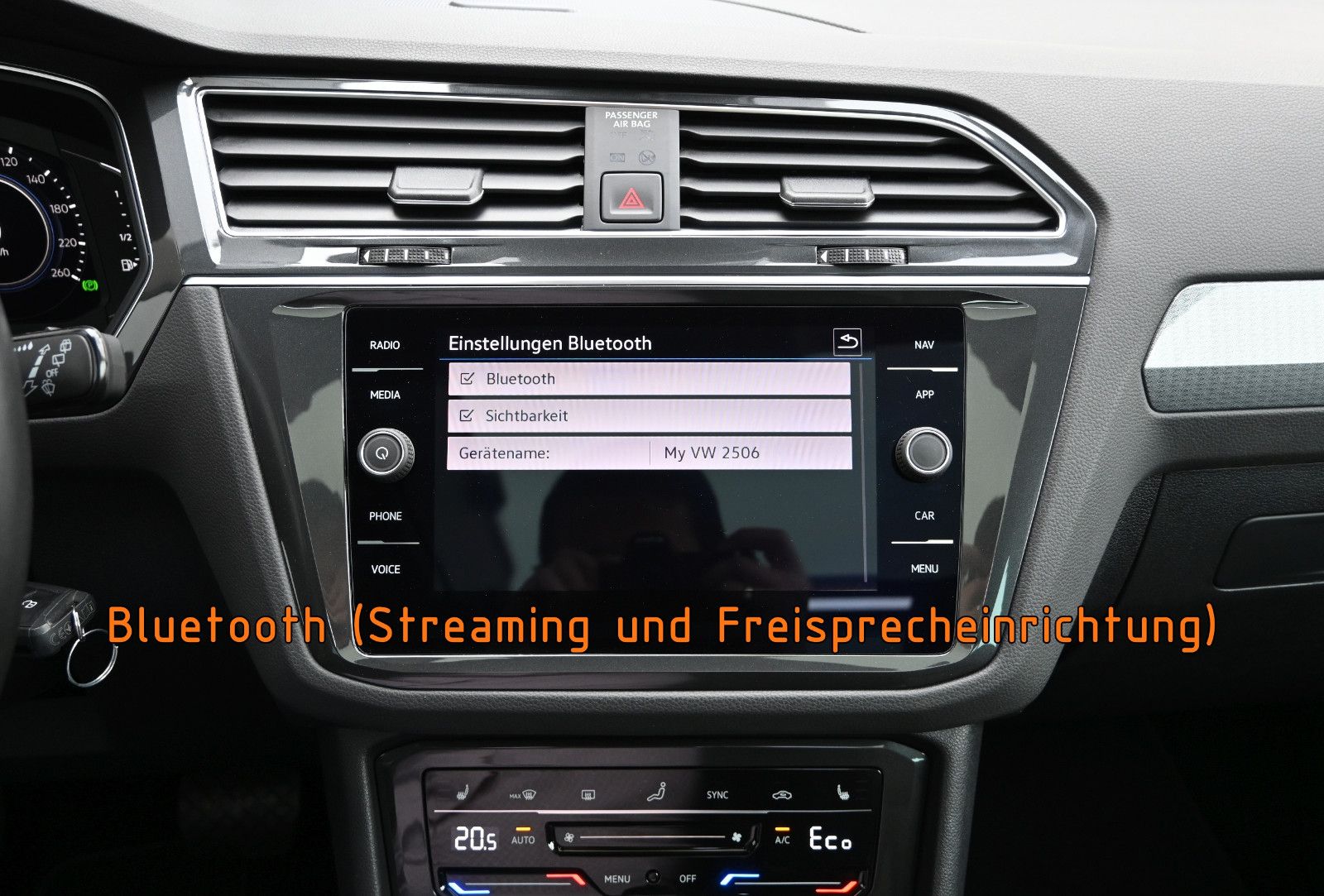 Fahrzeugabbildung Volkswagen Tiguan 1.4 eHybrid DSG Life °ACC°AHK°PANO°KAMERA