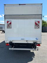 Volkswagen Crafter Kofferaubau Junge mit Hebebühne - Offers matching your search criteria