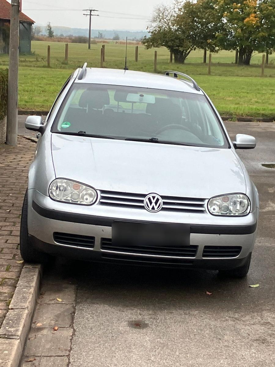Volkswagen Golf 2006 — rear view