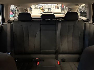 BMW 530 e Touring xDrive *Virtual Cockpit*AHK*LED*BT