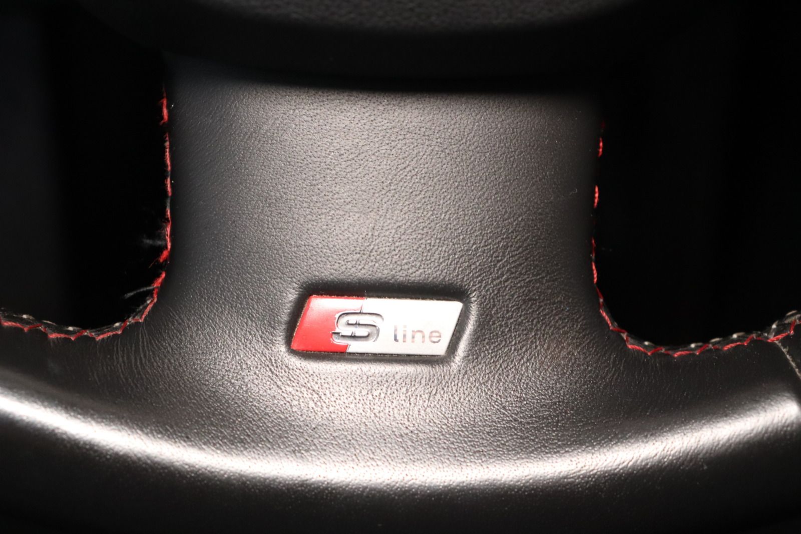 Fahrzeugabbildung Audi A3 Sportback 2.0 TDI quattro S line Sportpaket p