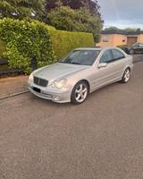 Mercedes-Benz C 270 CDI AVANTGARDE Avantgarde - Mercedes C 270 mit Schiebedach