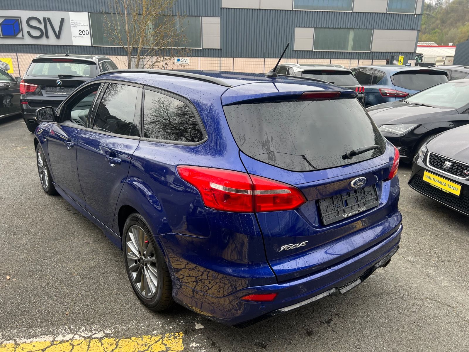 Fahrzeugabbildung Ford Focus Turnier 1.5 ST-Line *RÜCKFAHRKAMERA*
