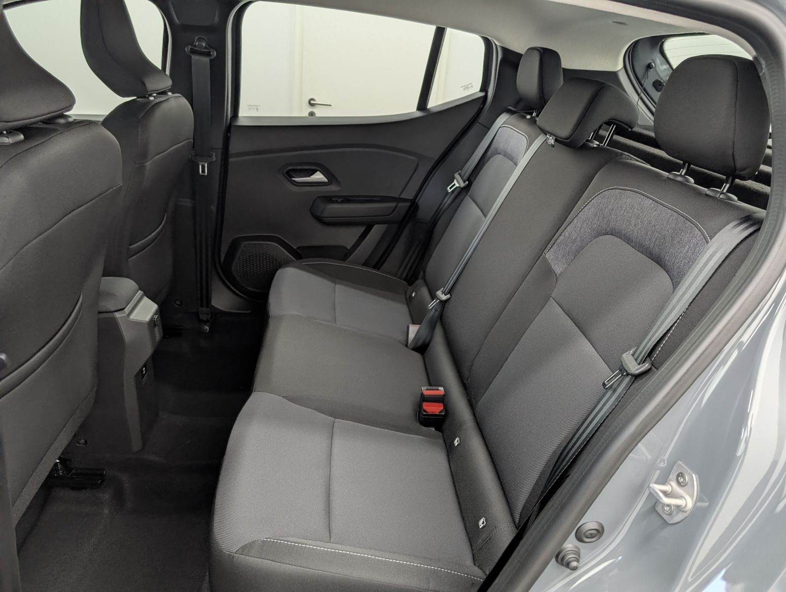 DACIA Sandero  Expression TCe 100 Kamera Media Display – Bild 9